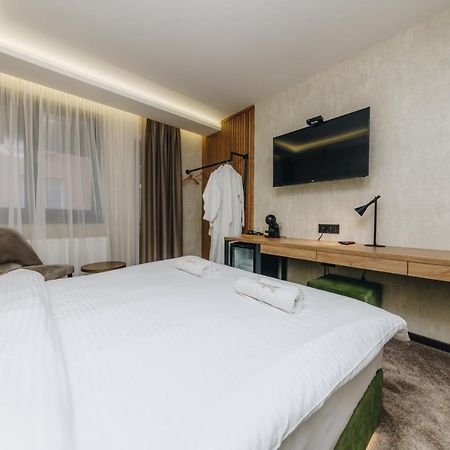 Boutique Luxury Apartments Kragujevac Ngoại thất bức ảnh