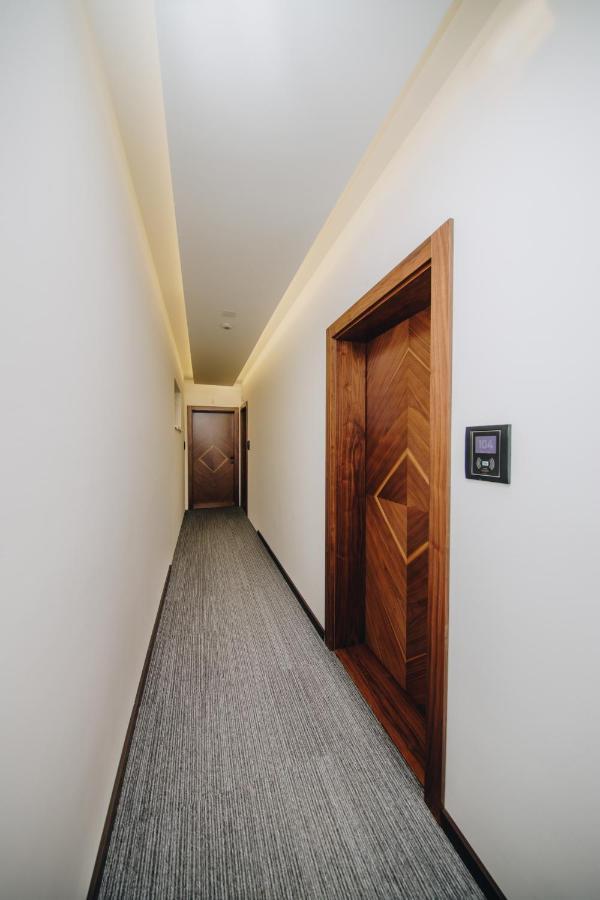 Boutique Luxury Apartments Kragujevac Ngoại thất bức ảnh